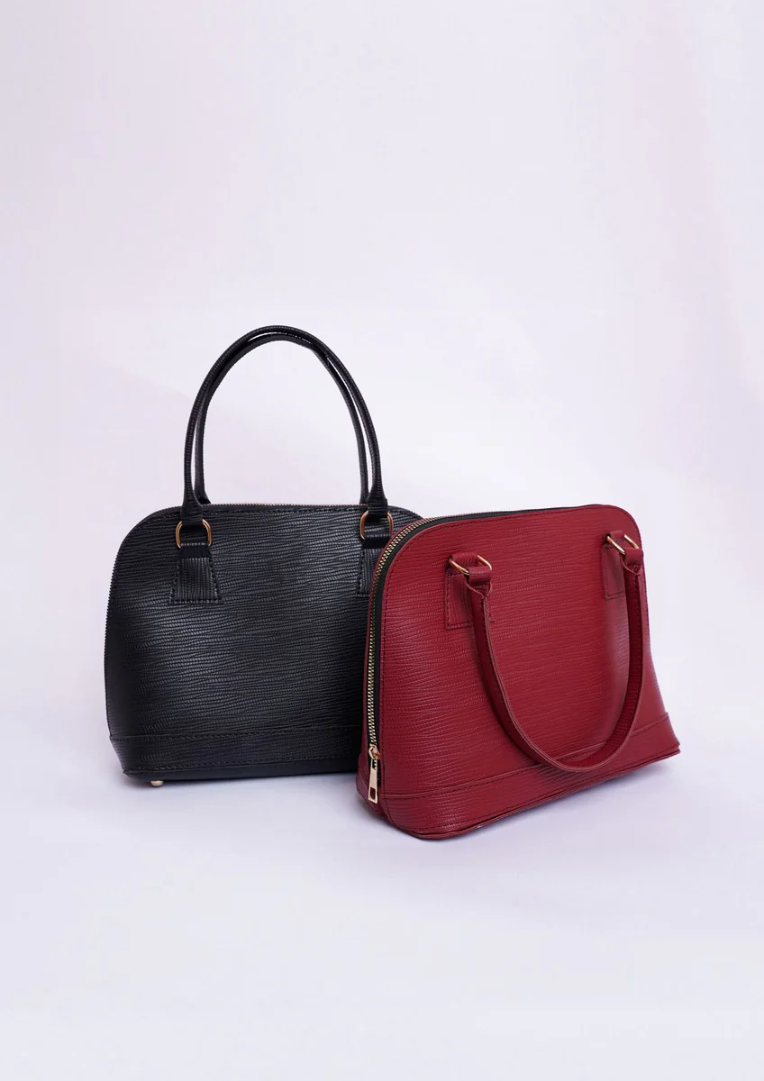 Croc-finish handbag