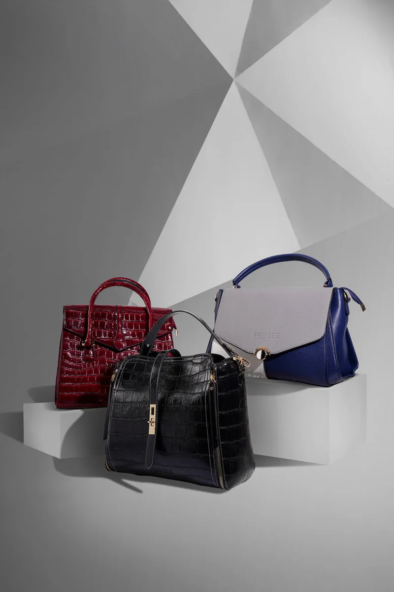 Croc-finish handbag 2