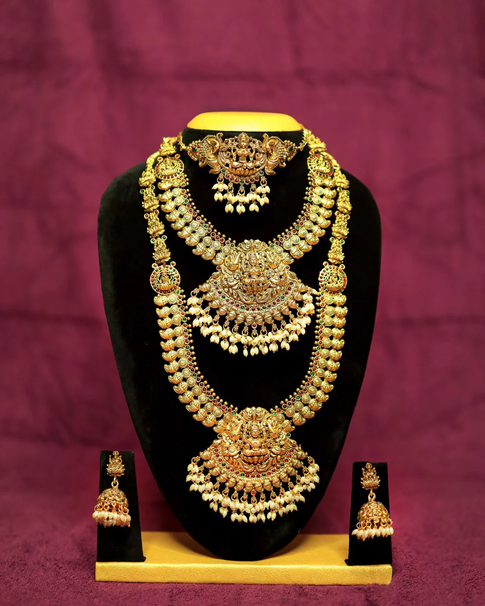 Temple necklace set