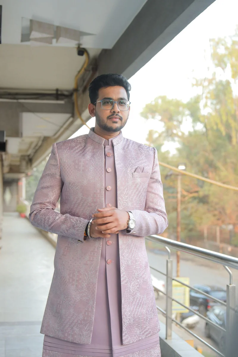 Bandhgala sherwani