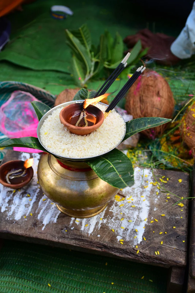Pooja Cloth — Red & Gold 2