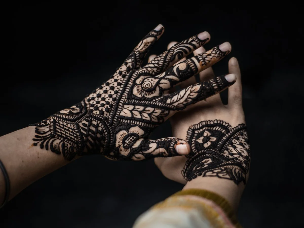 Mehndi, up close