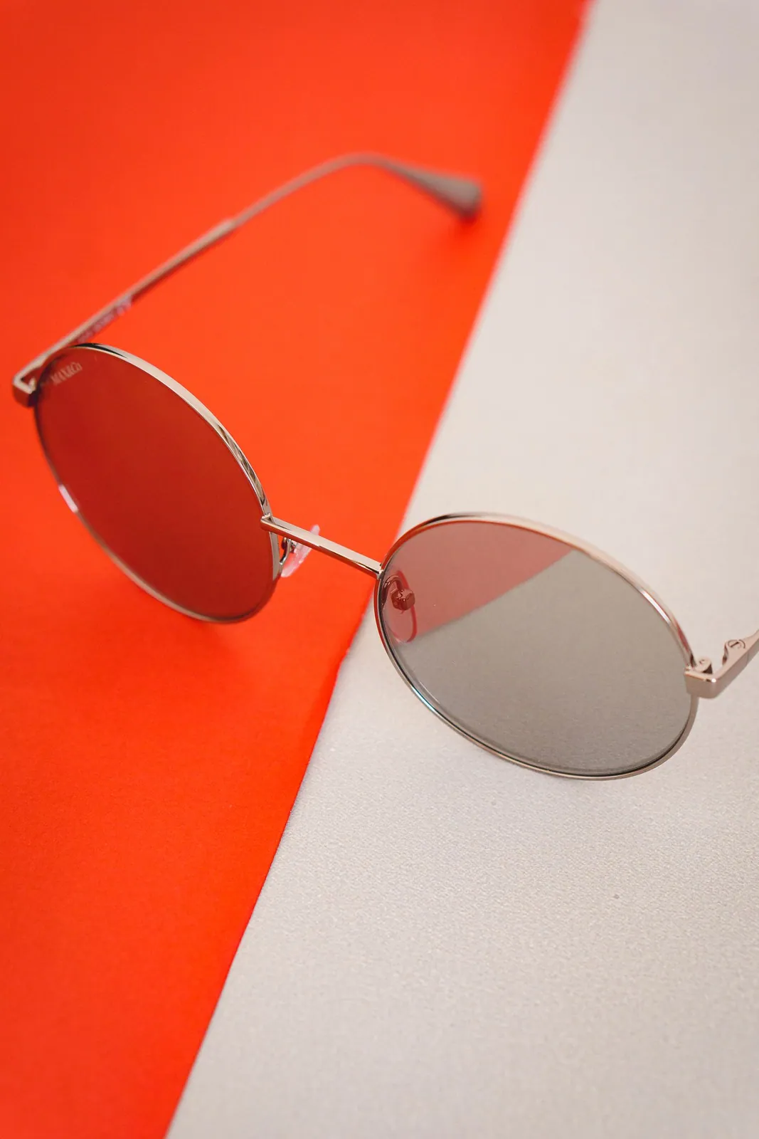 Polarised sunglasses