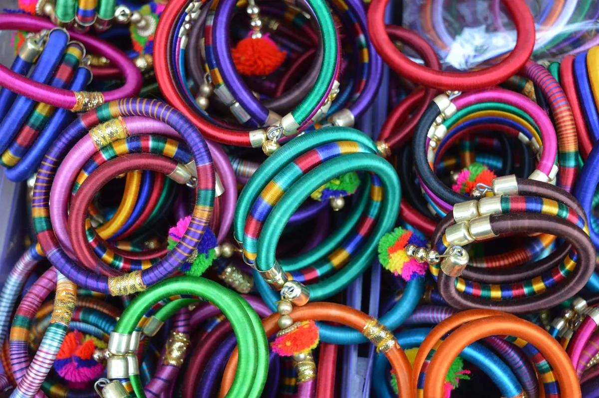 Glass bangles, set of 12