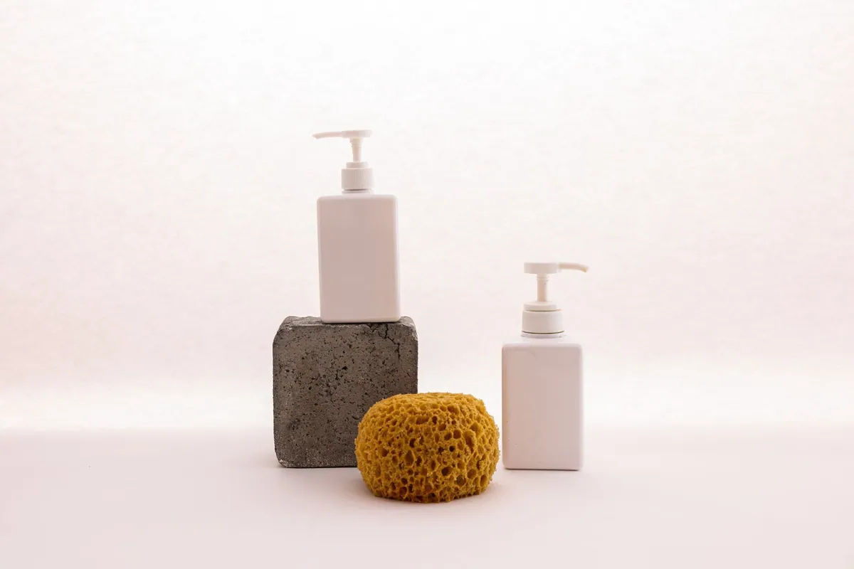 Gentle foaming face wash 2