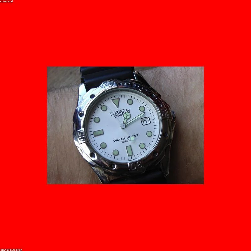 Classic Analog Wrist Watch 2