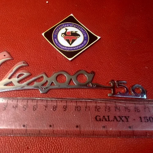 BIG VESPA150 and glass finish piaggio logo kit 2