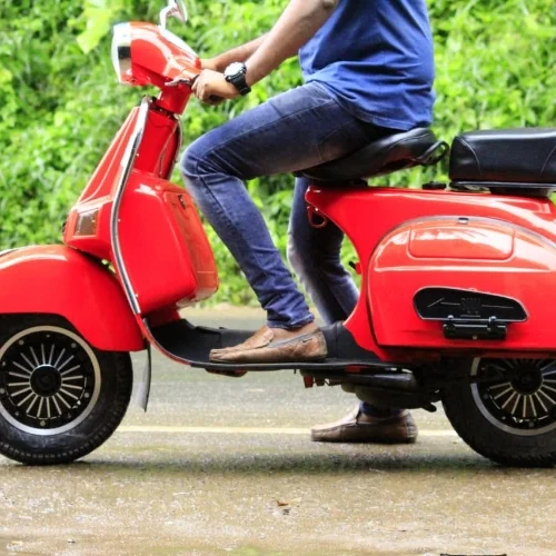 BLACK ALLOY WHEEL FOR BAJAJ CHETAK 4