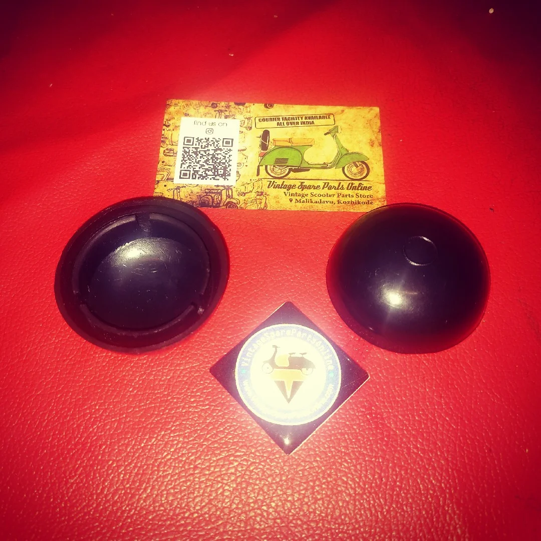 BLACK PLASTIC WHEEL CENTER CAP FOR CHETAK
