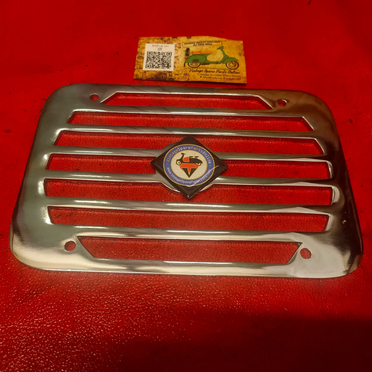 CHROME SIDE PANEL GRILL FOR PRIYA BAJAJ150 VESPA150