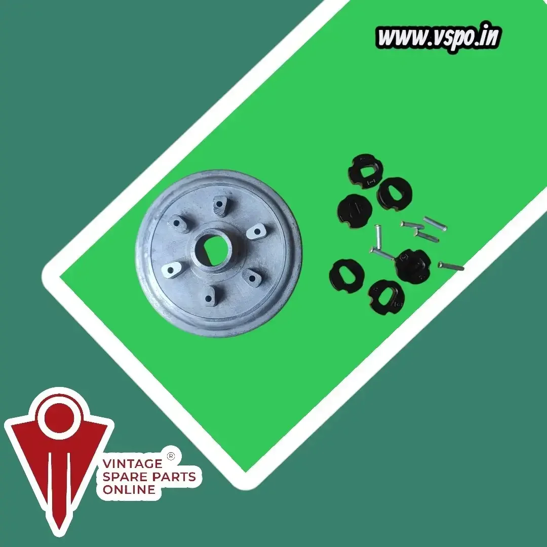 Clutch housing with revet for CD100/ Splendor