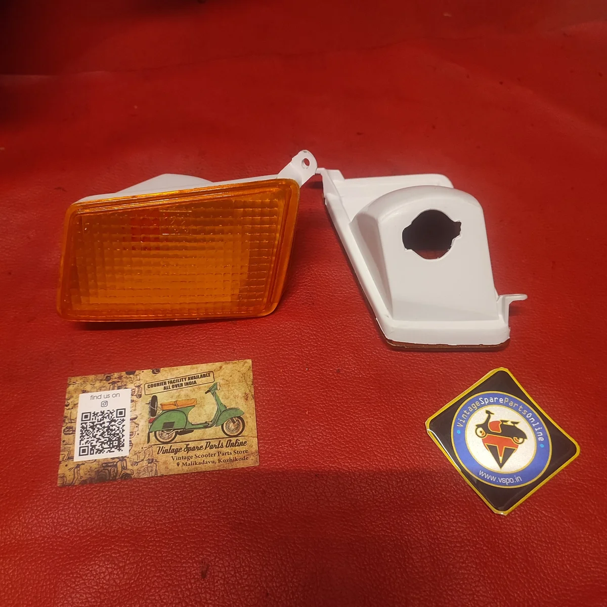 FRONT INDICATOR SET OF 2 with out holder FOR 1999 MODEL CHETAK