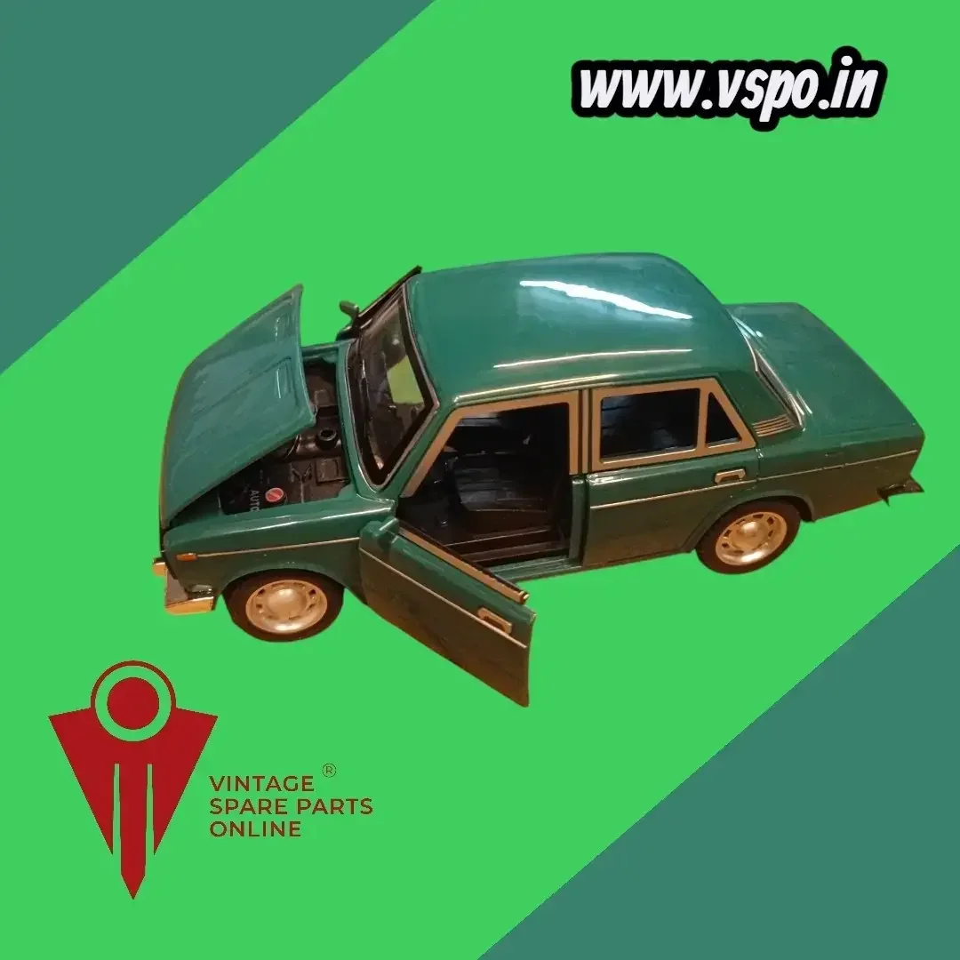 Green colour Lada vaz 2107 metal diecast model car 1:24 scale 2