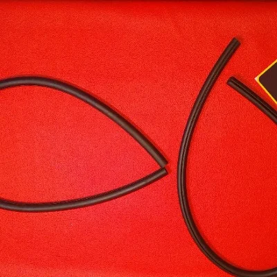 LEG SHIELD BLACK RUBBER BEEDING SET FOR LAMBRETTA