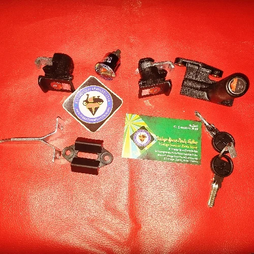 LOCK KIT SET OF 4 WITH SEAT LOCK FOR SUPER FE AND BAJAJ CLASSIC SCOOTER