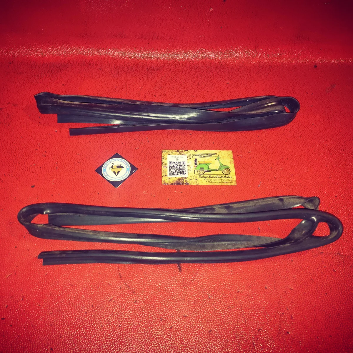 OE TYPE PVC BLACK SIDE PANEL BEEDING FOR LAMBRETTA, VIJAI SUPER