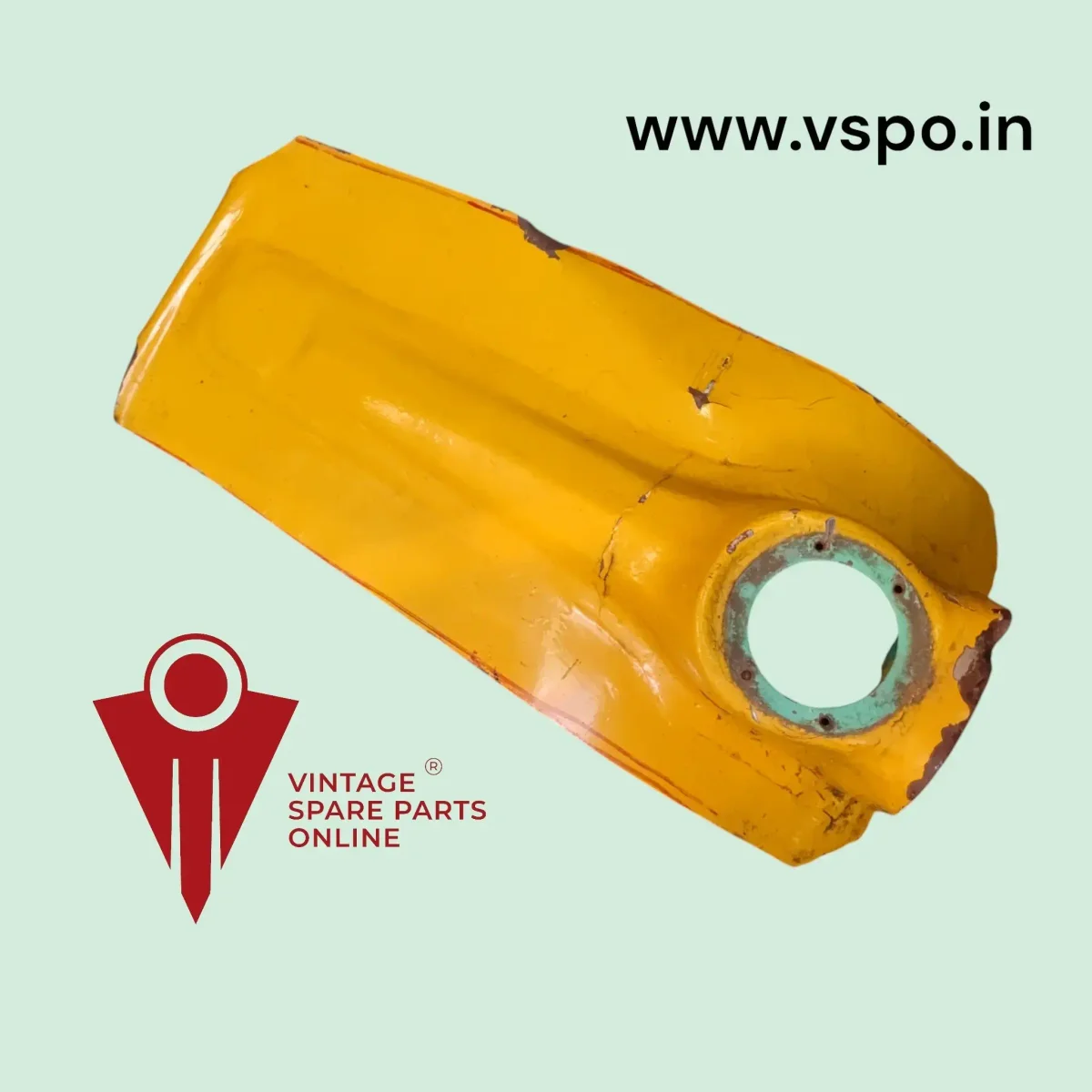 OLD MODEL HORN CAST (NOSE) FOR BAJAJ CHETAK 3