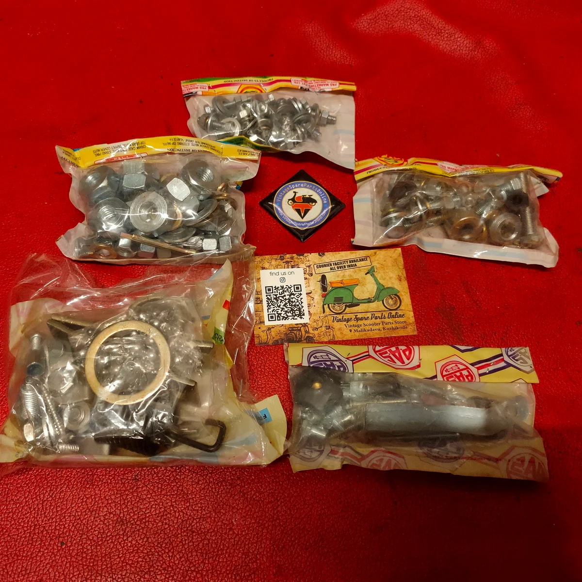 PAS BRAND COMPLETE NUT BOLT KIT FOR SUPER PRIYA BAJAJ 150 VESPA150