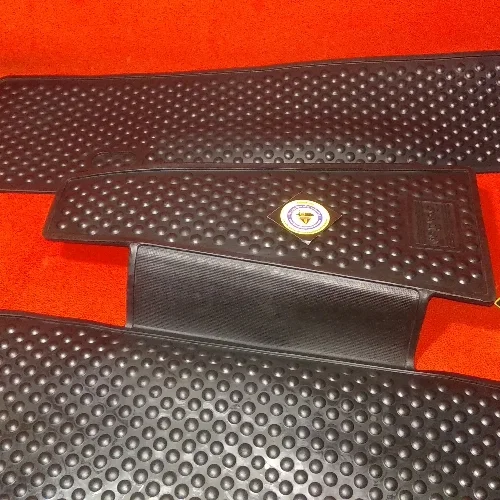 SENIOR UNIVERSAL MAT FOR BAJAJ CHETAK LML SCOOTERS 2