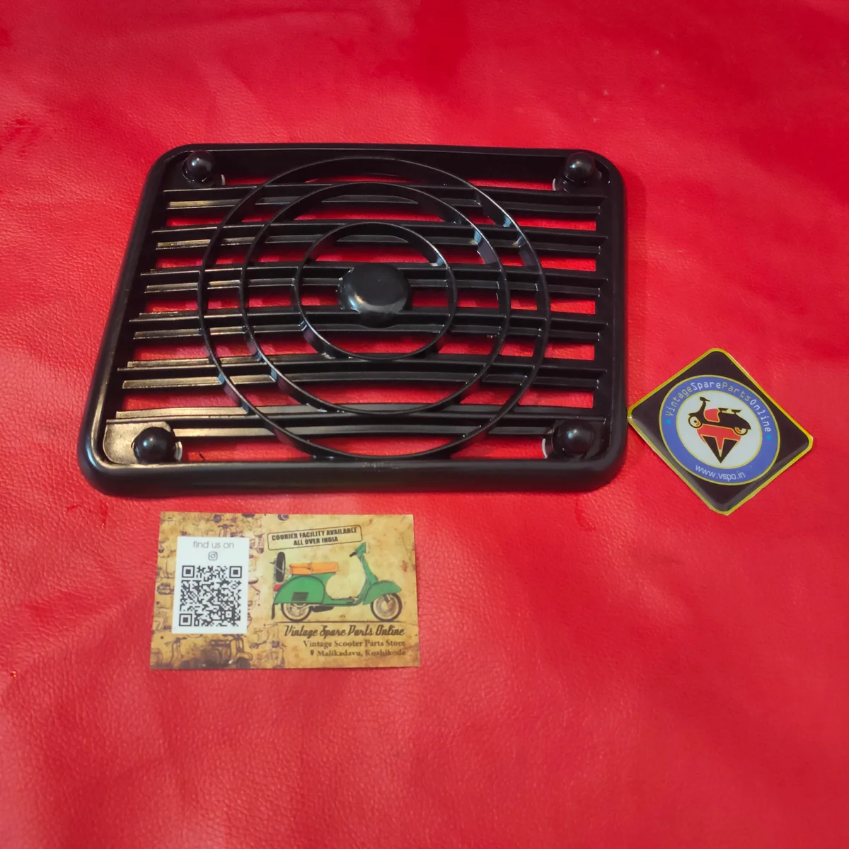SIDE PANEL BLACK GRILL FOR PRIYA BAJAJ150 VESPA150
