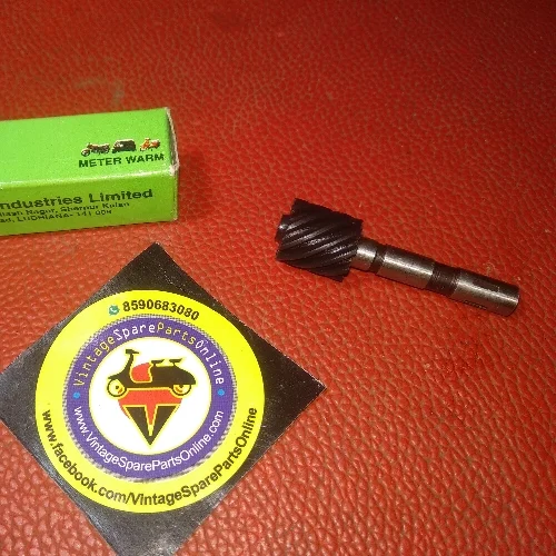 Speedo meter pinion for bajaj chetak
