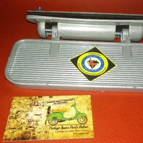 SQURE LADIES FOOT REST FOR BAJAJ CHETAK 2