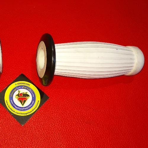 WHITE BALLOON HANDAL GRIP FOR SCOOTERS 2