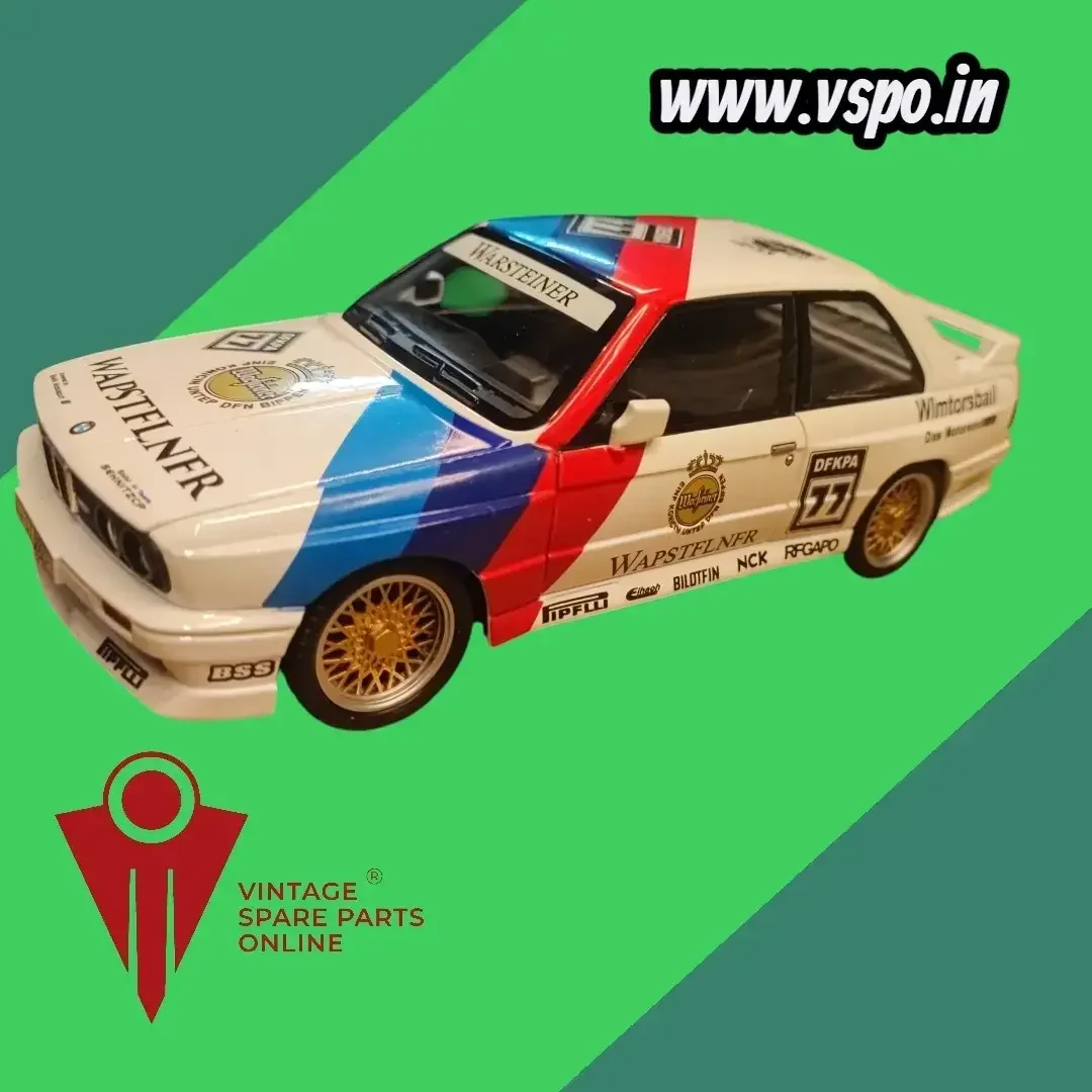 White BMW M3 1988 E30 DTM Flower Edition 1:24 Diecast Metal Car