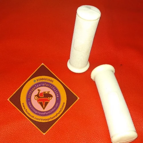 WHITE PIAGGIO HANDAL GRIP FOR SCOOTERS 2