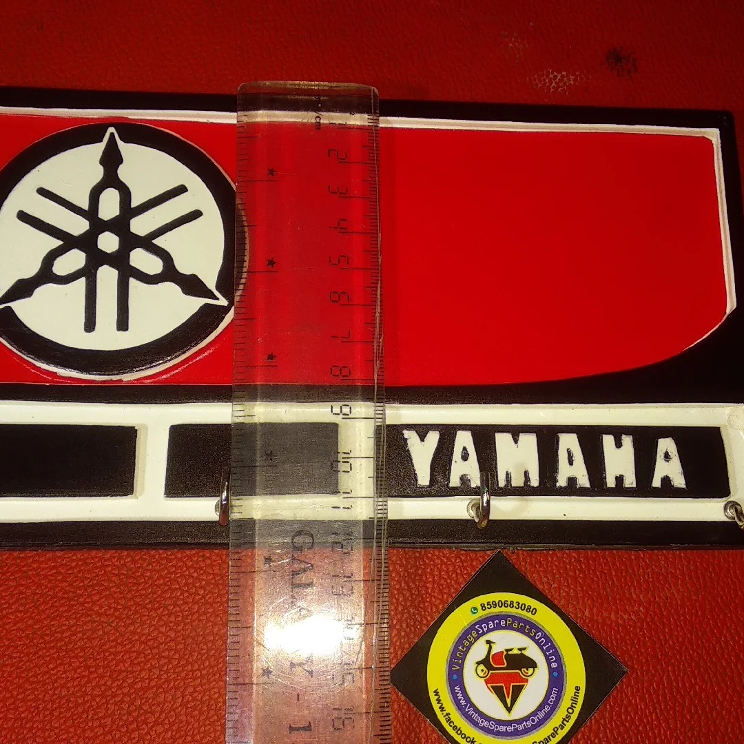 YAMAHA WAL ART WITH KEY HOLDER 3