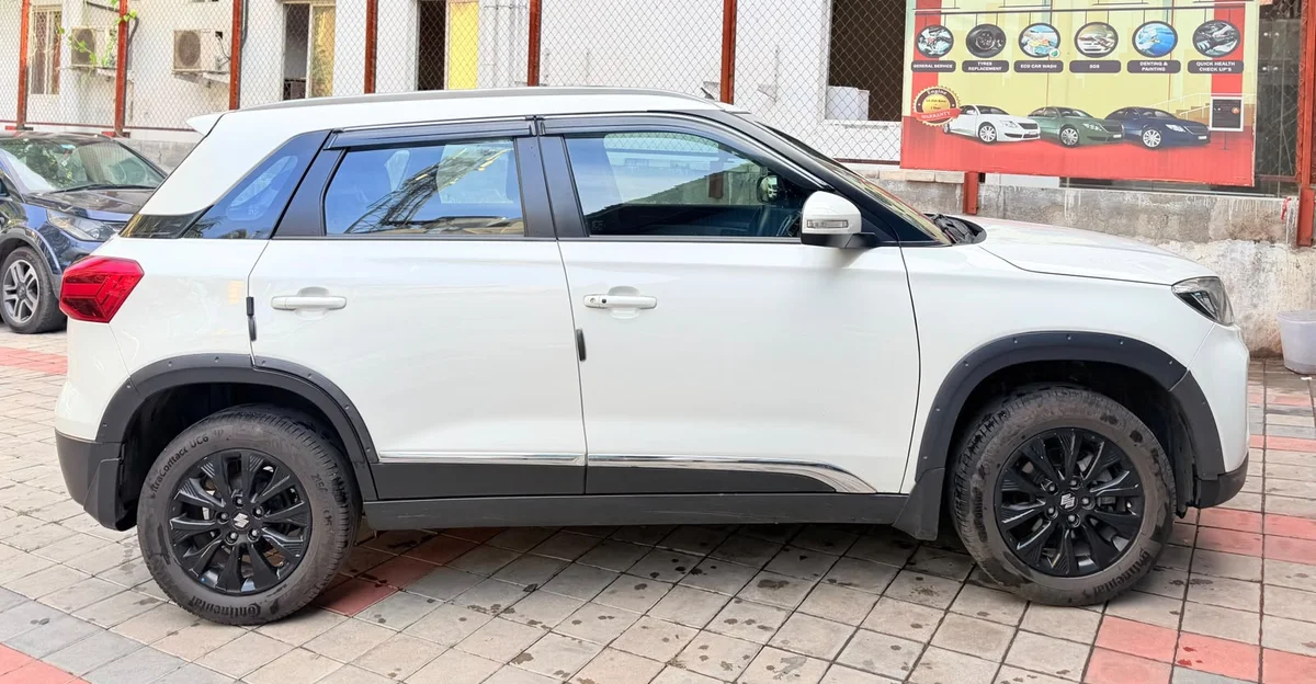 Maruti Breeza ZXI 2022 - 5