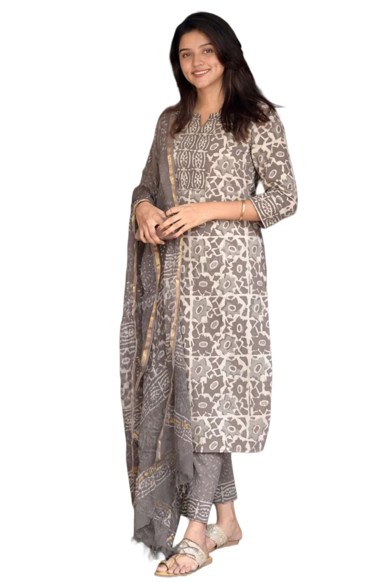 Gleema Anushri Maroon Viscose Ethnic Block Print Kurta Pant Dupatta Set for Women | Traditional Ethnic Suit โ Maplle