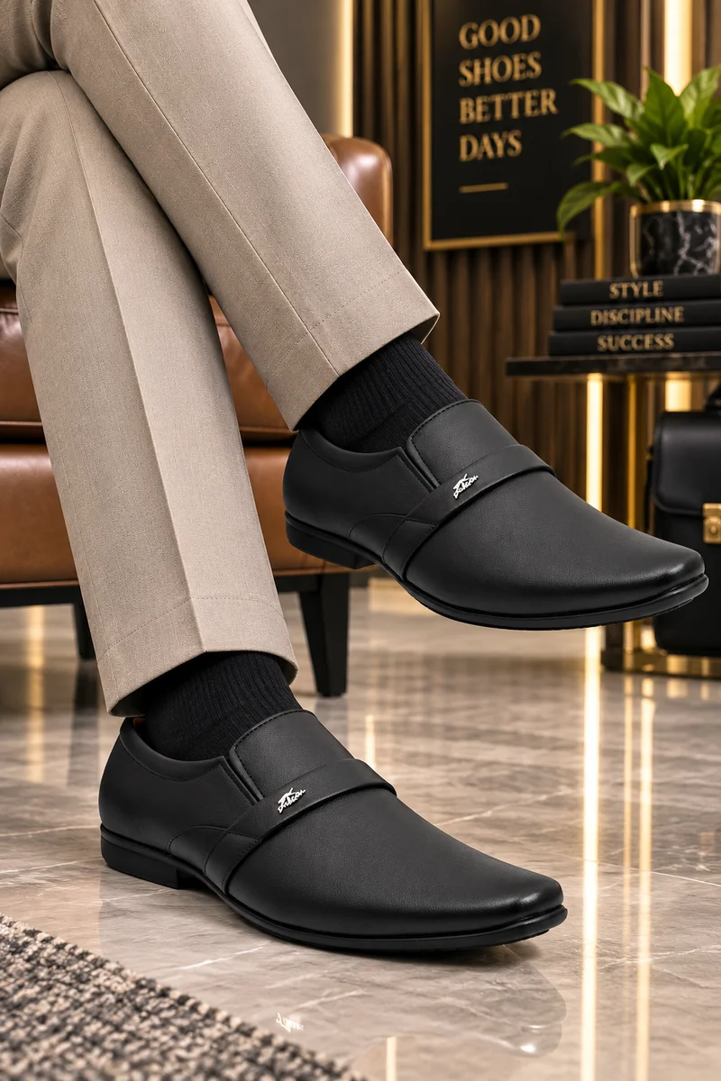WUGO Men Black Shoe โ Maplle