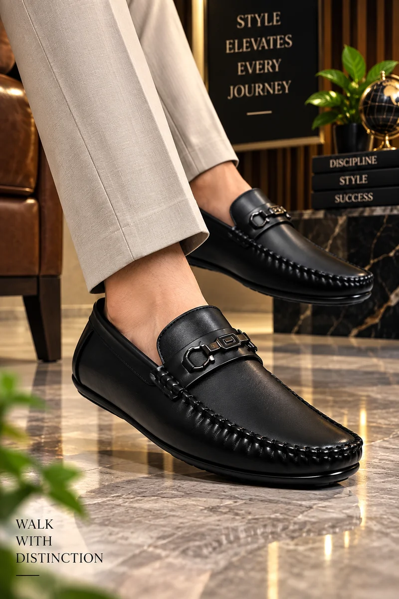 WUGO Men Black Shoe โ Maplle