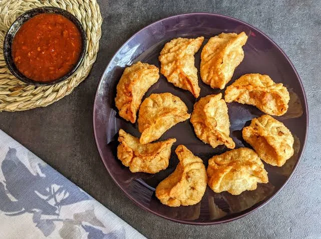 Fry Momos