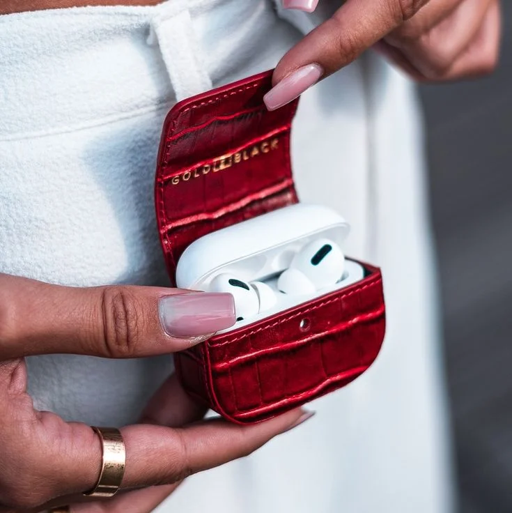 Earbuds protection leather