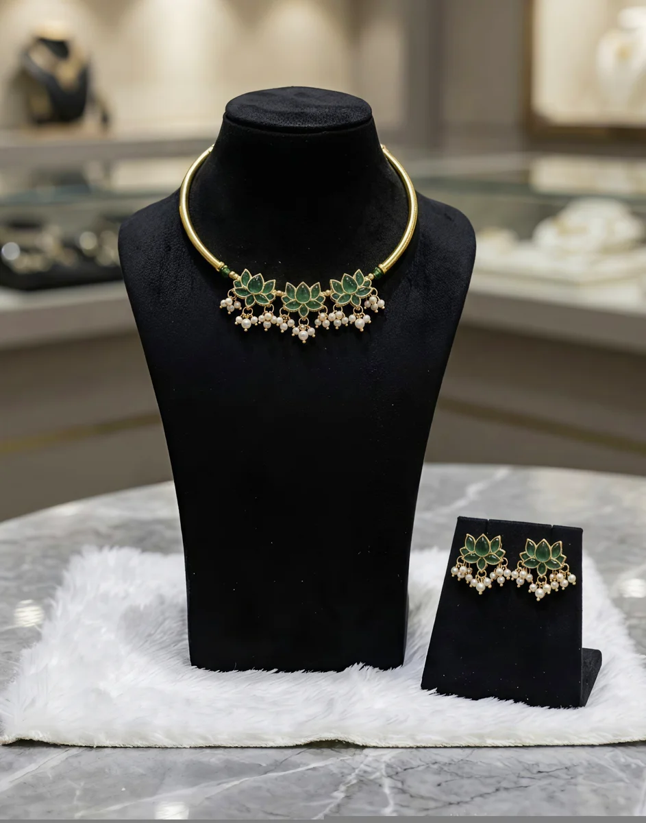 Emerald Lotus Choker Set