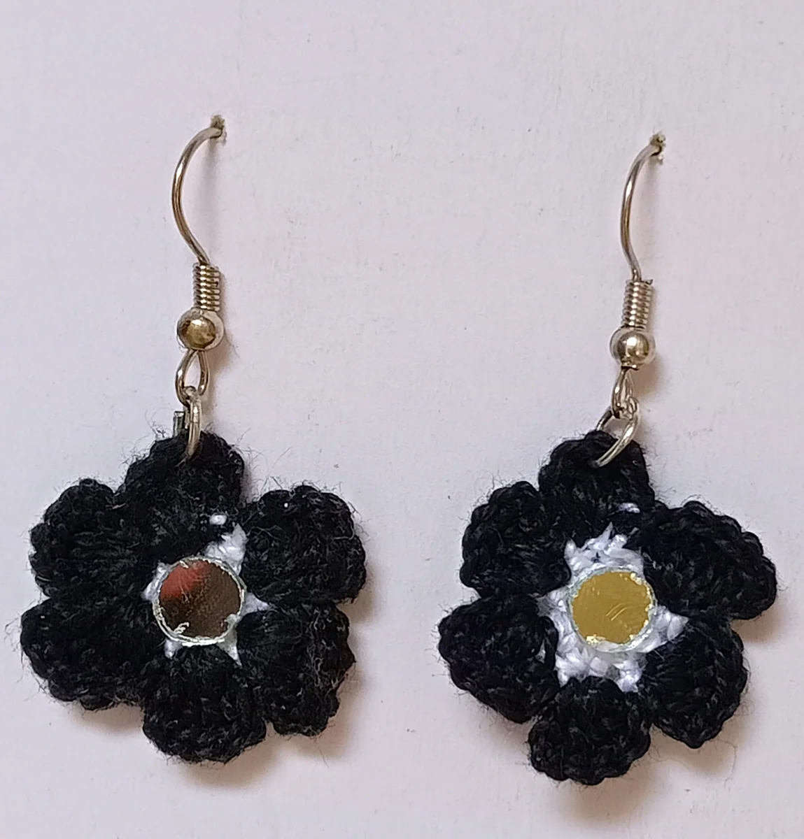 Black Flower Drop