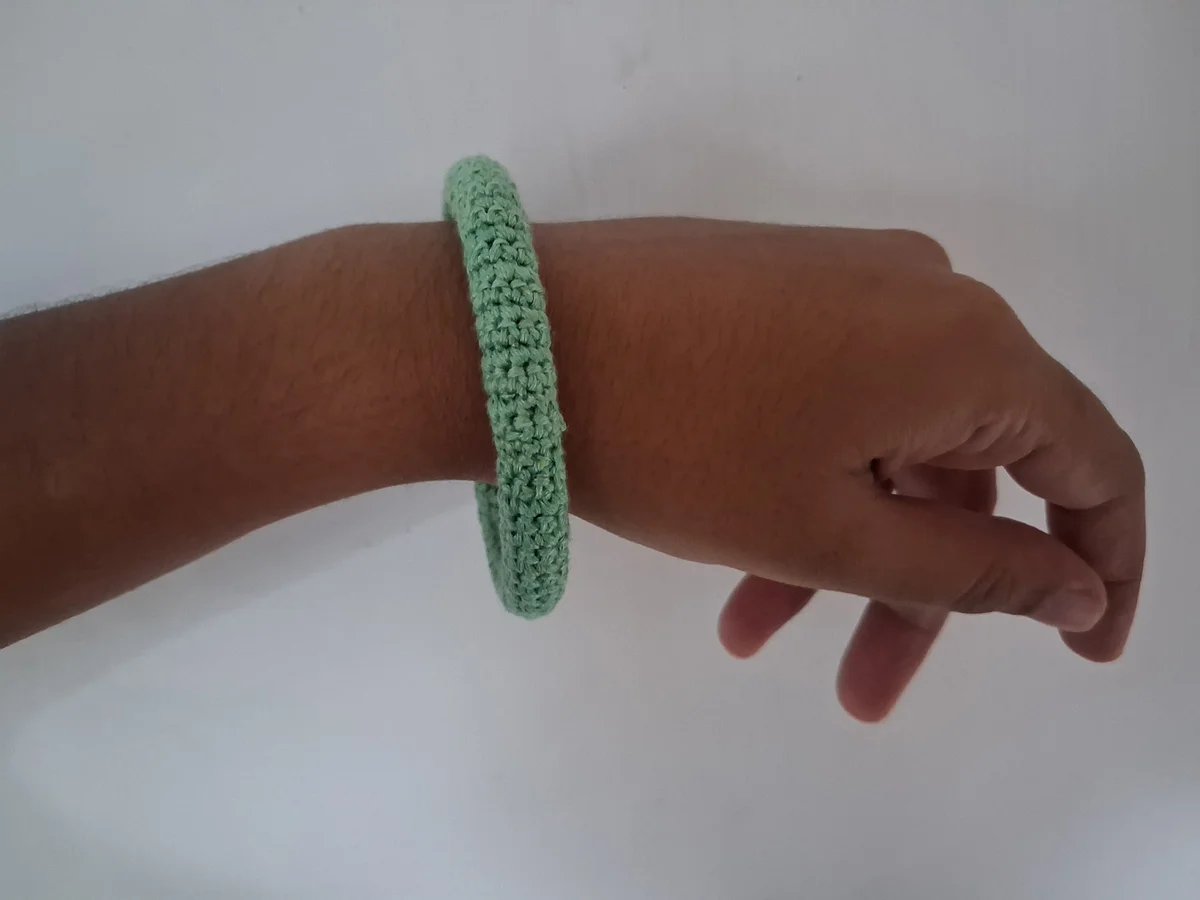 Sage-Green Textured Slip-on Bangle