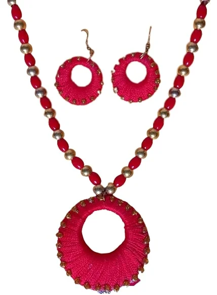 Red Donut Golden Pearl Necklace Set