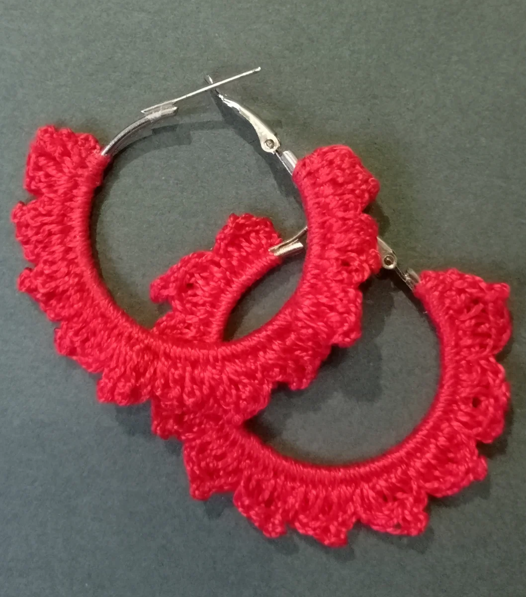 Red Bouquete Hoop