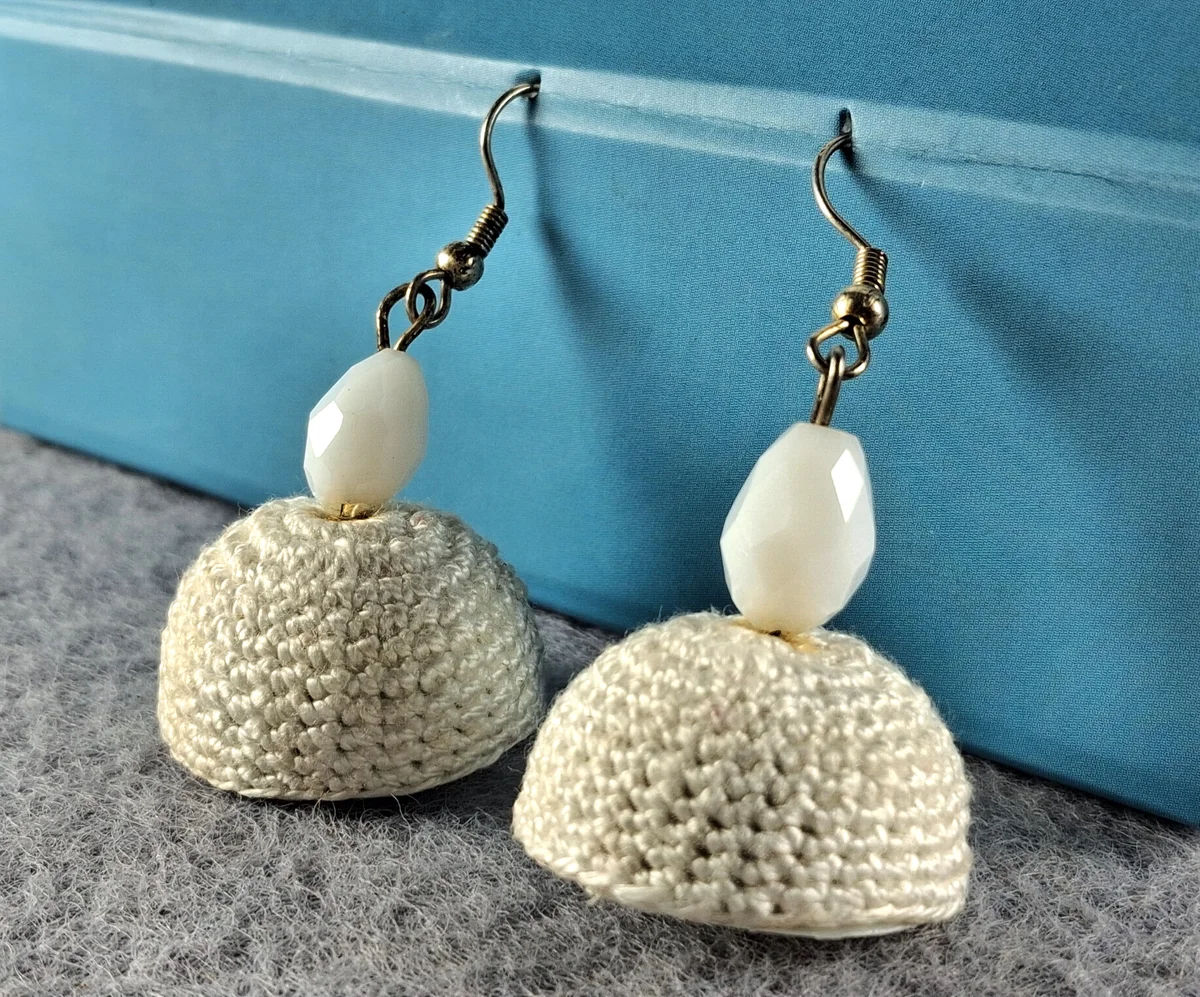 White Knit Pearl Jhumki
