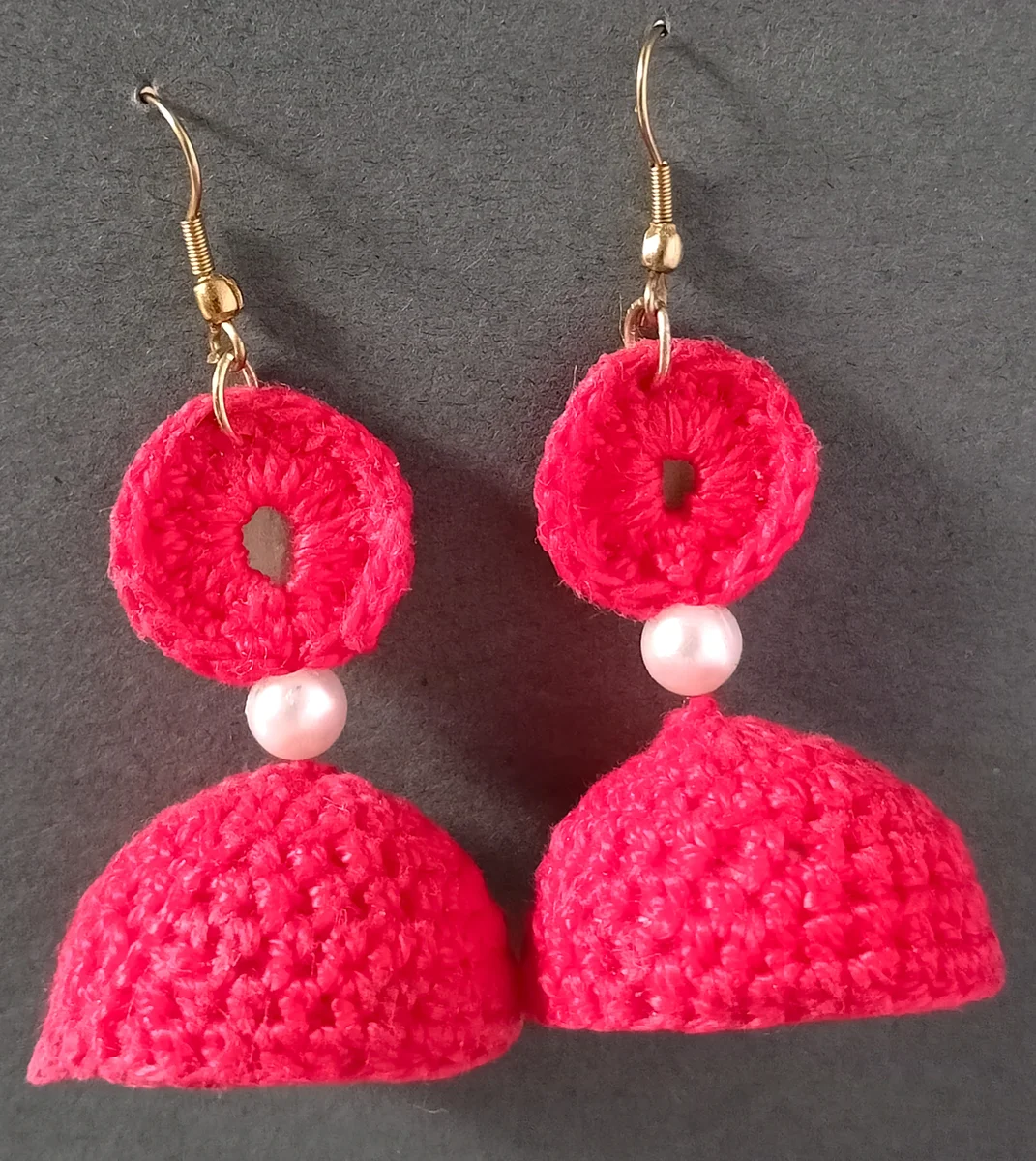Red Queen Jhumki