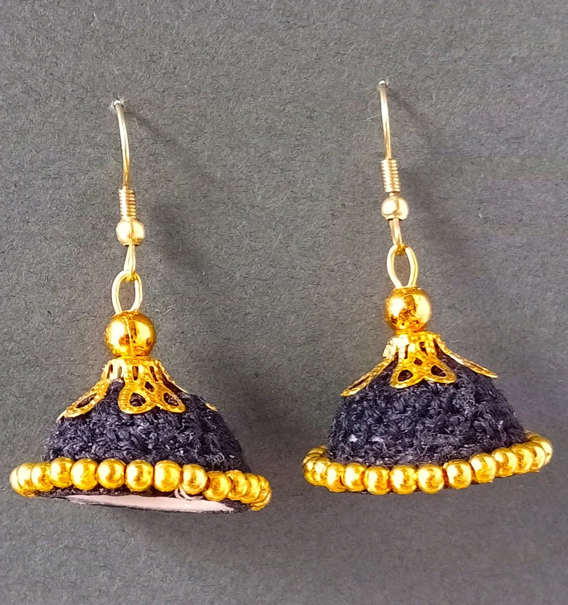 Black-Gold jumki