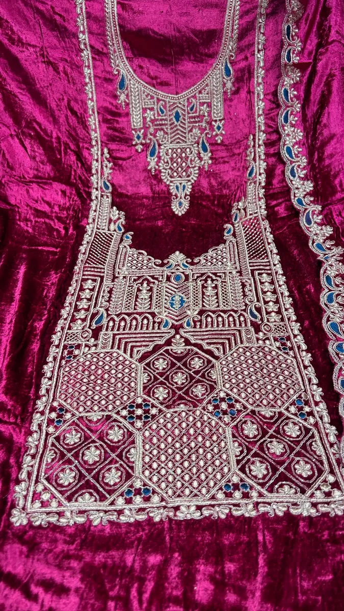 MAKHMAL BY NOOR