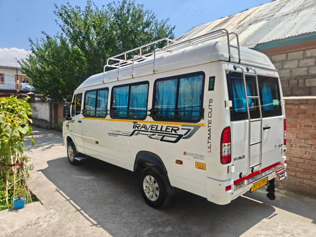 Srinagar sightseeing transport