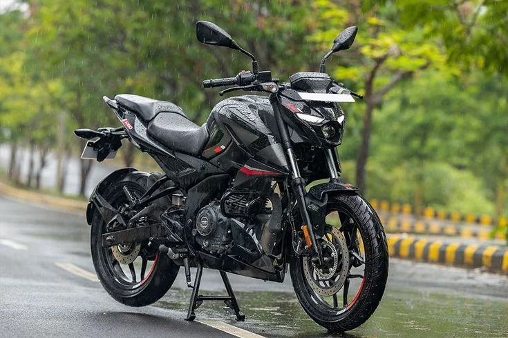 Bajaj Pulsar N160 Dual-Channel ABS (2025)