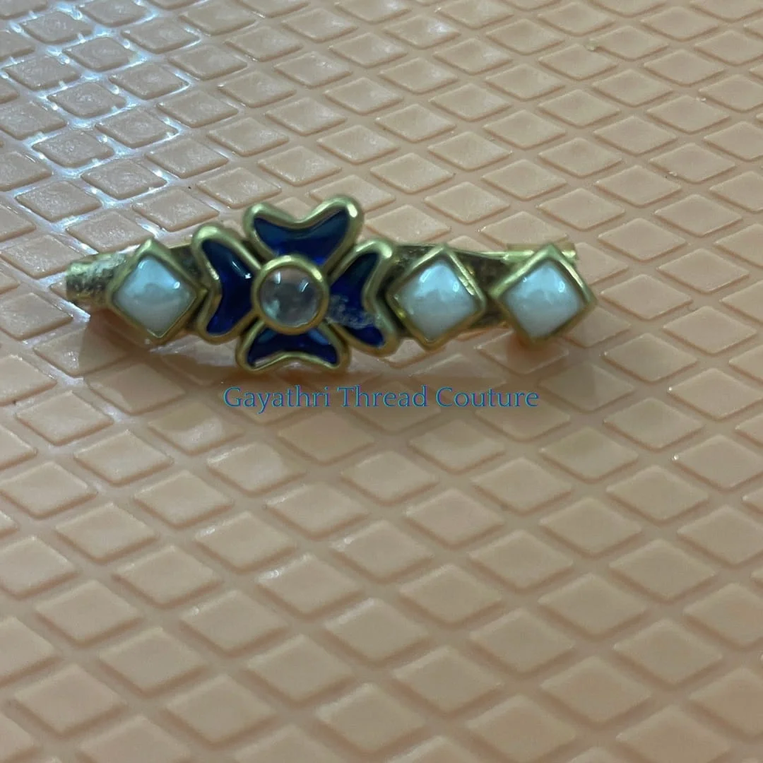 Pins - 65