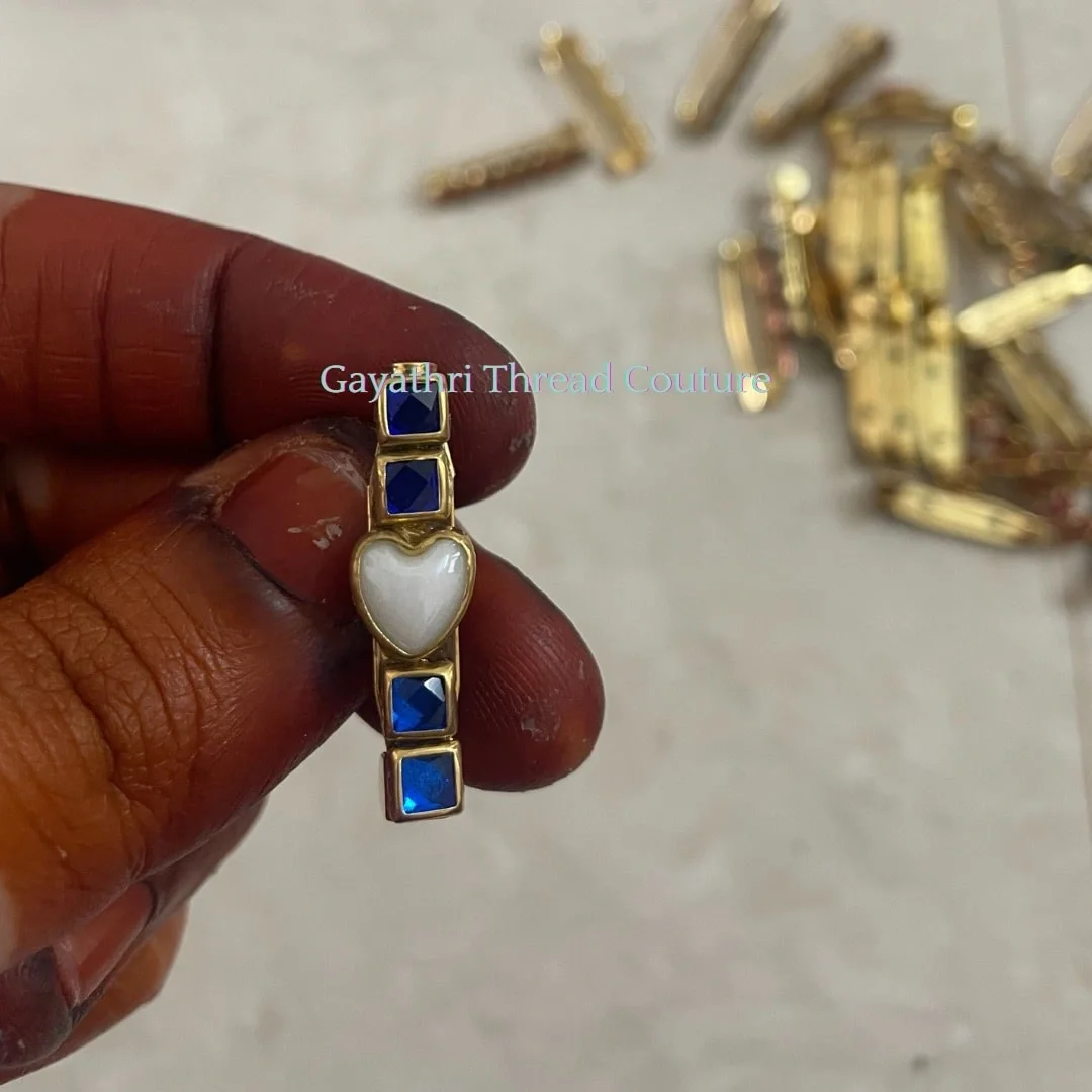 Pins - 26