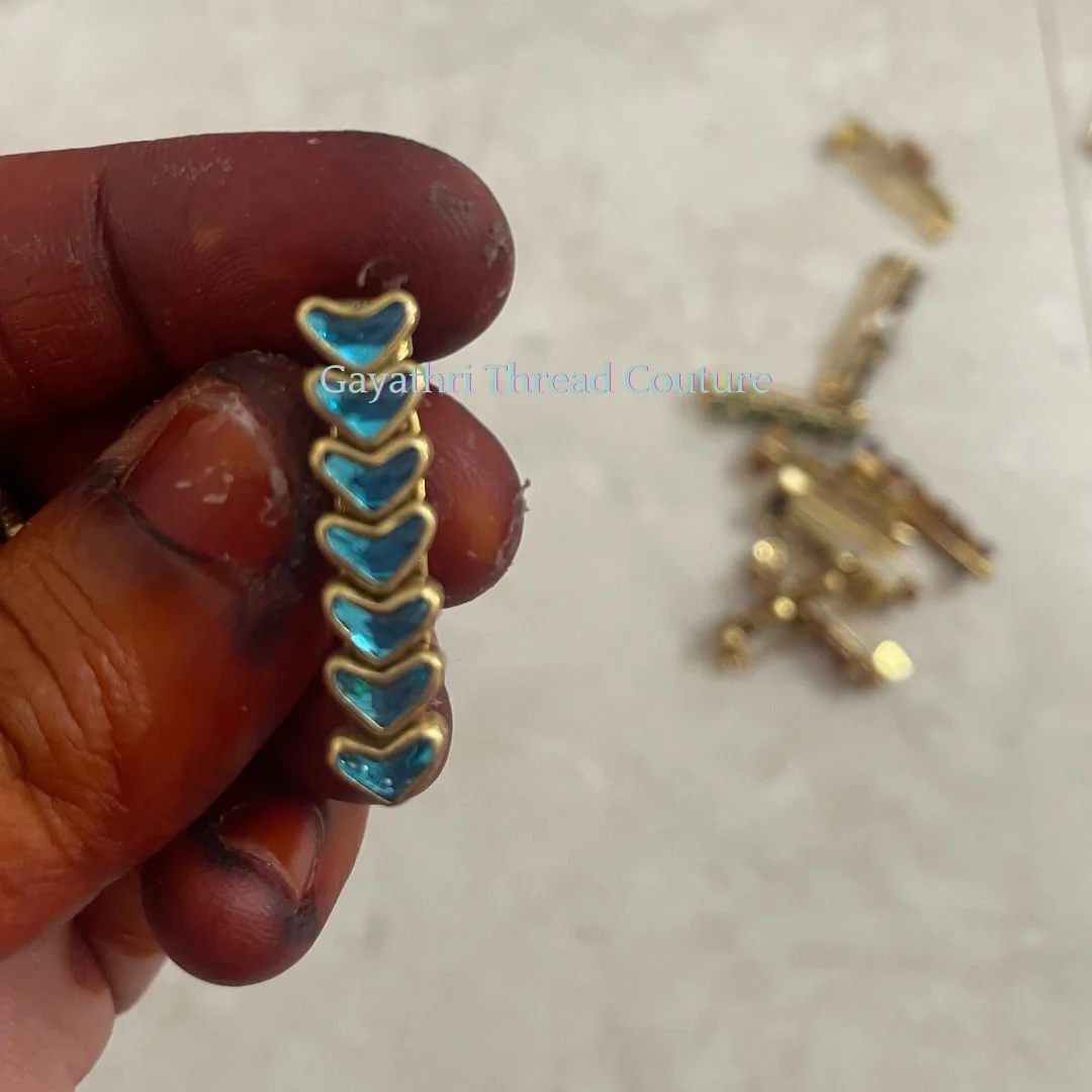 Pins - 11